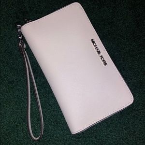 Michael Kors Phone Wristlet White